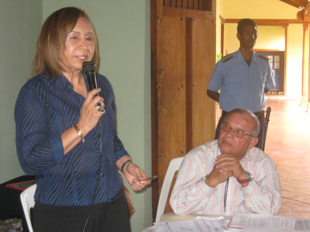 Lic. Julia Mena Rivera